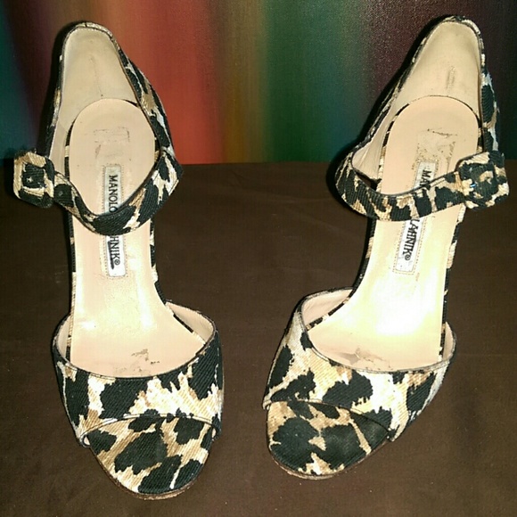 Manolo Blahnik Shoes - Manolo Blahnik Caldo Pump